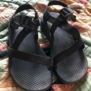 Women’s 7 black Chaco 2018